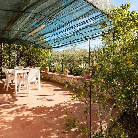 Apartman Paola *